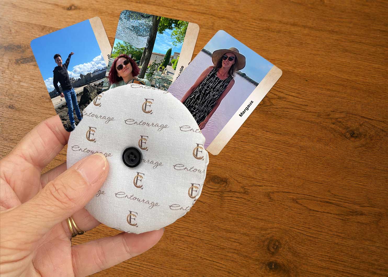 Cartes personnalisées entourage